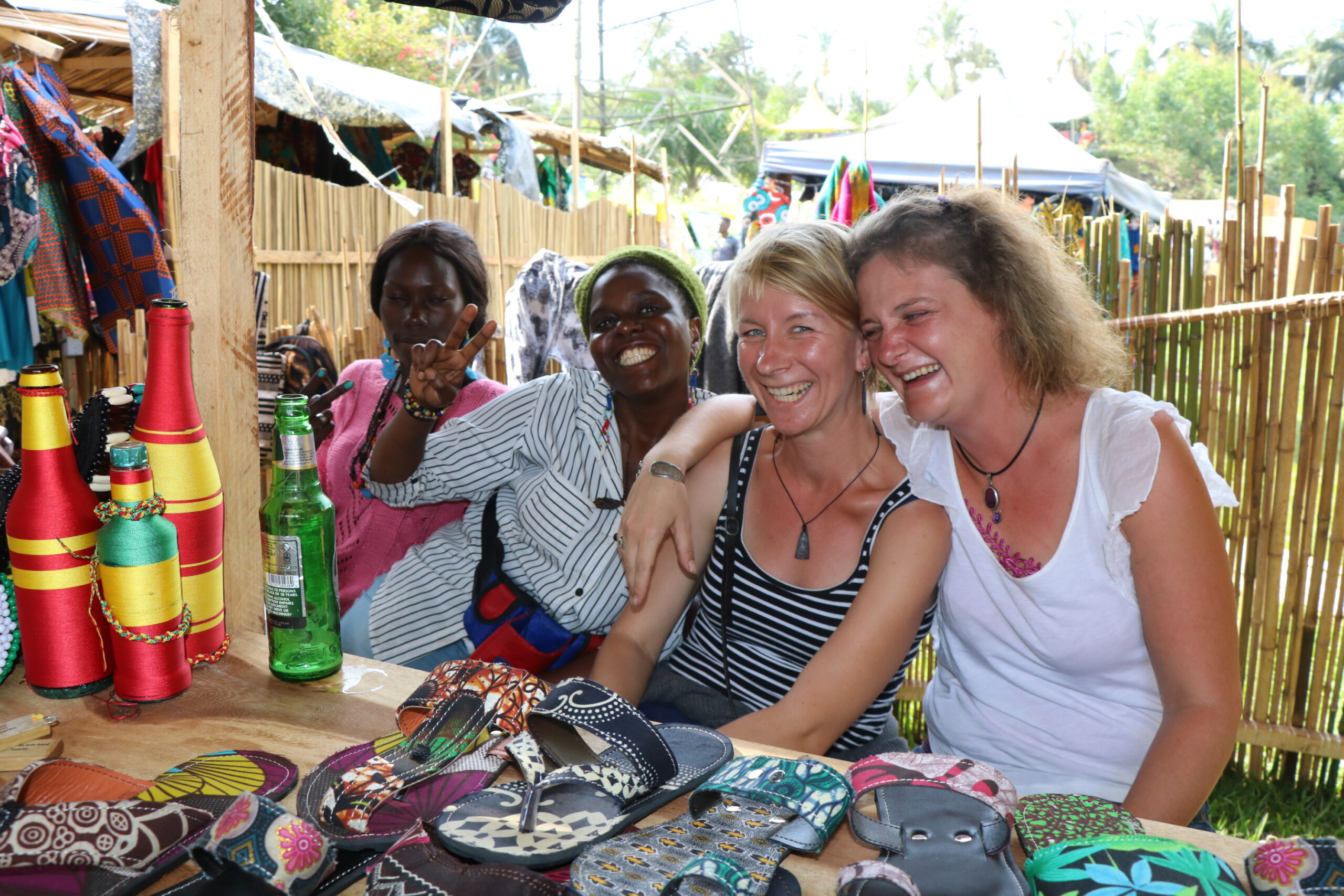Handmade crafts market representing the Etsy affiliate program
